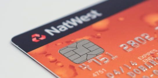 クレジットカードの功罪